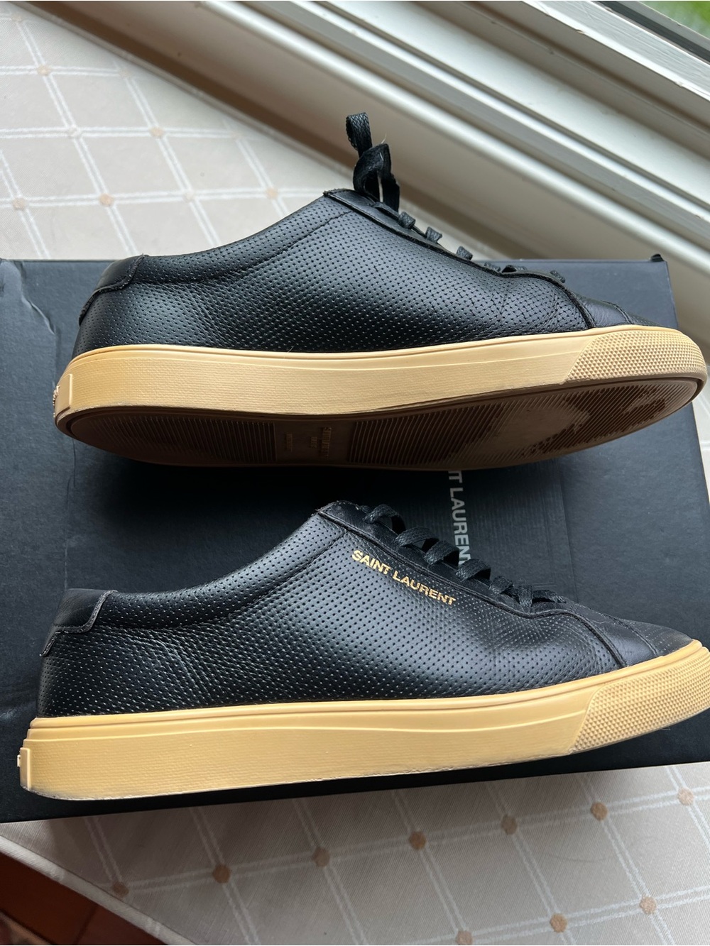 Saint Laurent Black Leather Low-Top Sneakers with Tan Gum Sole - Picture 6 of 14